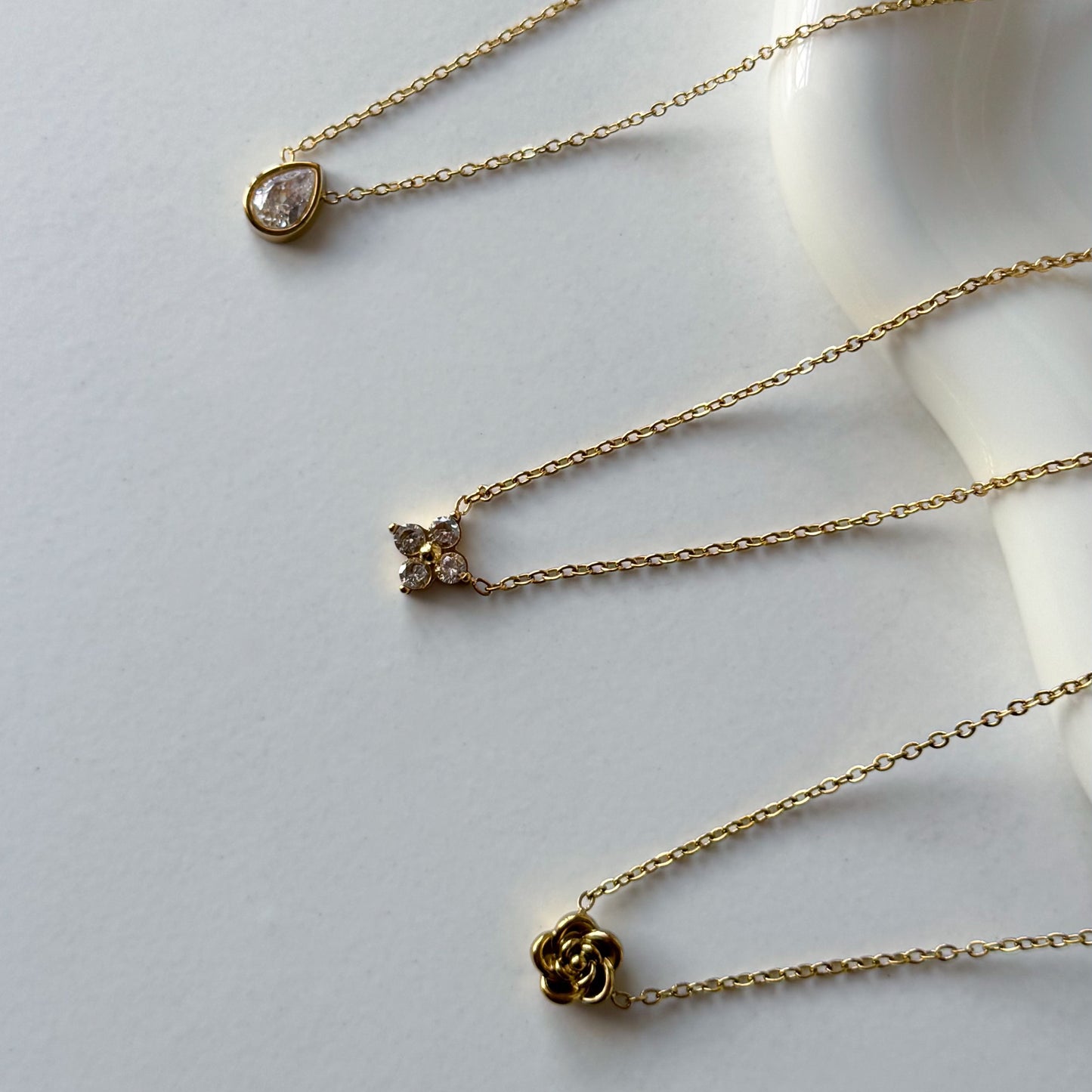 Cute Dainty Choker Necklaces