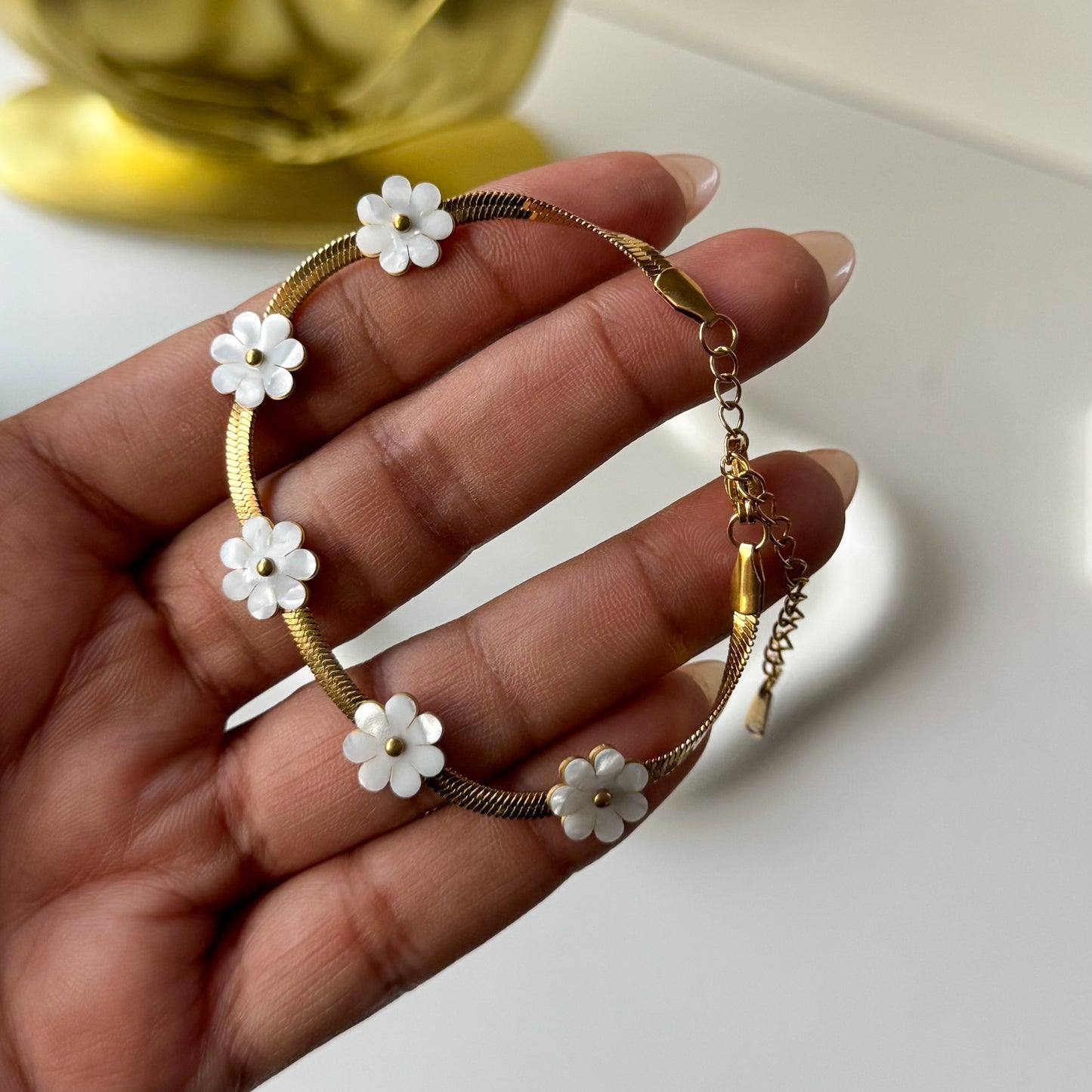 Shell Flower Bracelet