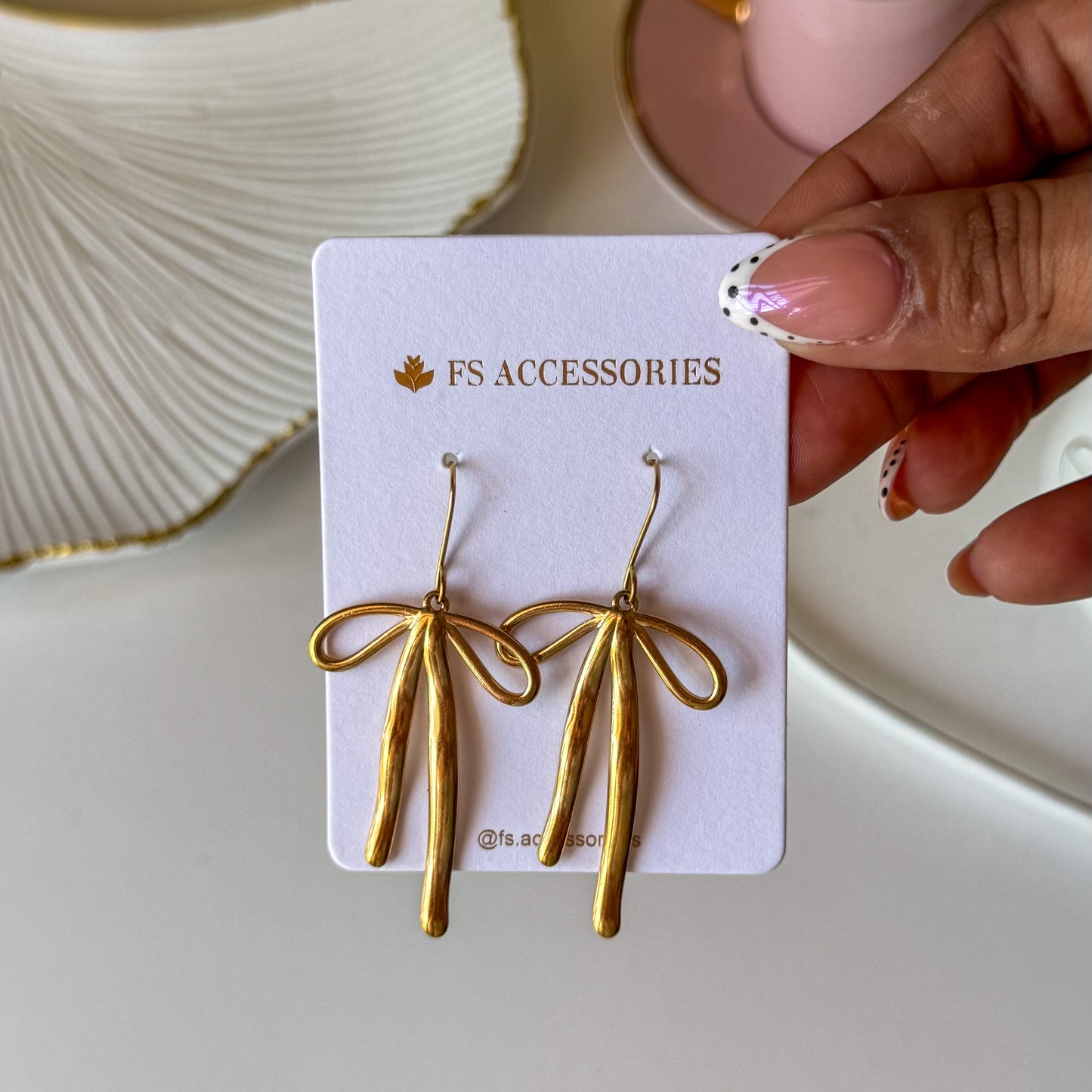 Bow Gold Earrings