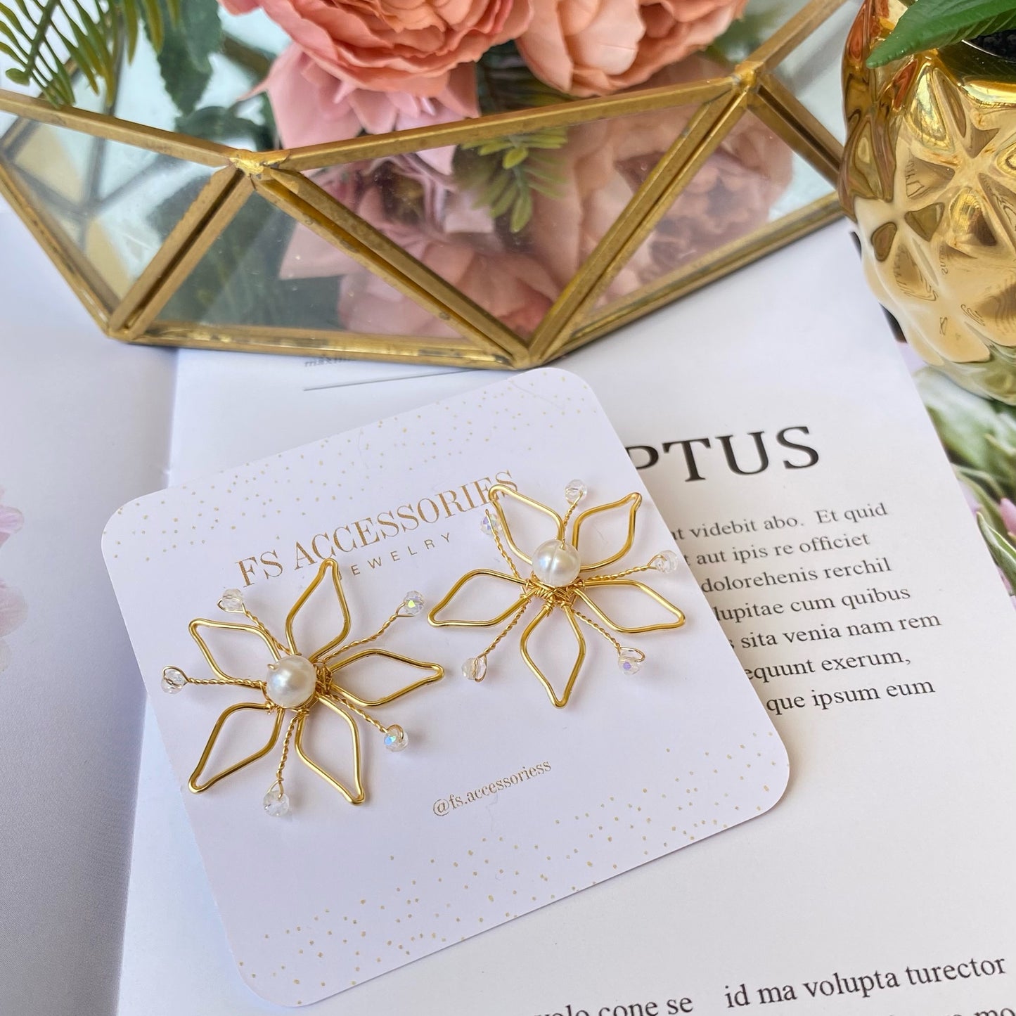 Full Daisies with Freshwater Pearls