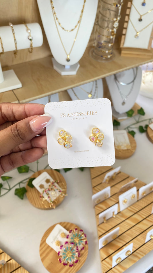Racimo Stud Earrings