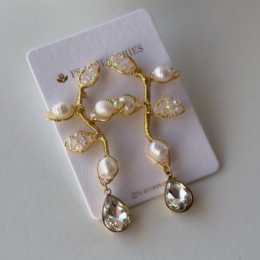Lily Earrings with Pearls